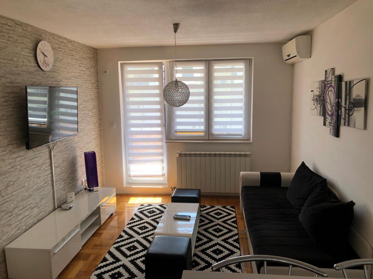 Apartman Dobrinja 1 塞拉耶佛 外观 照片