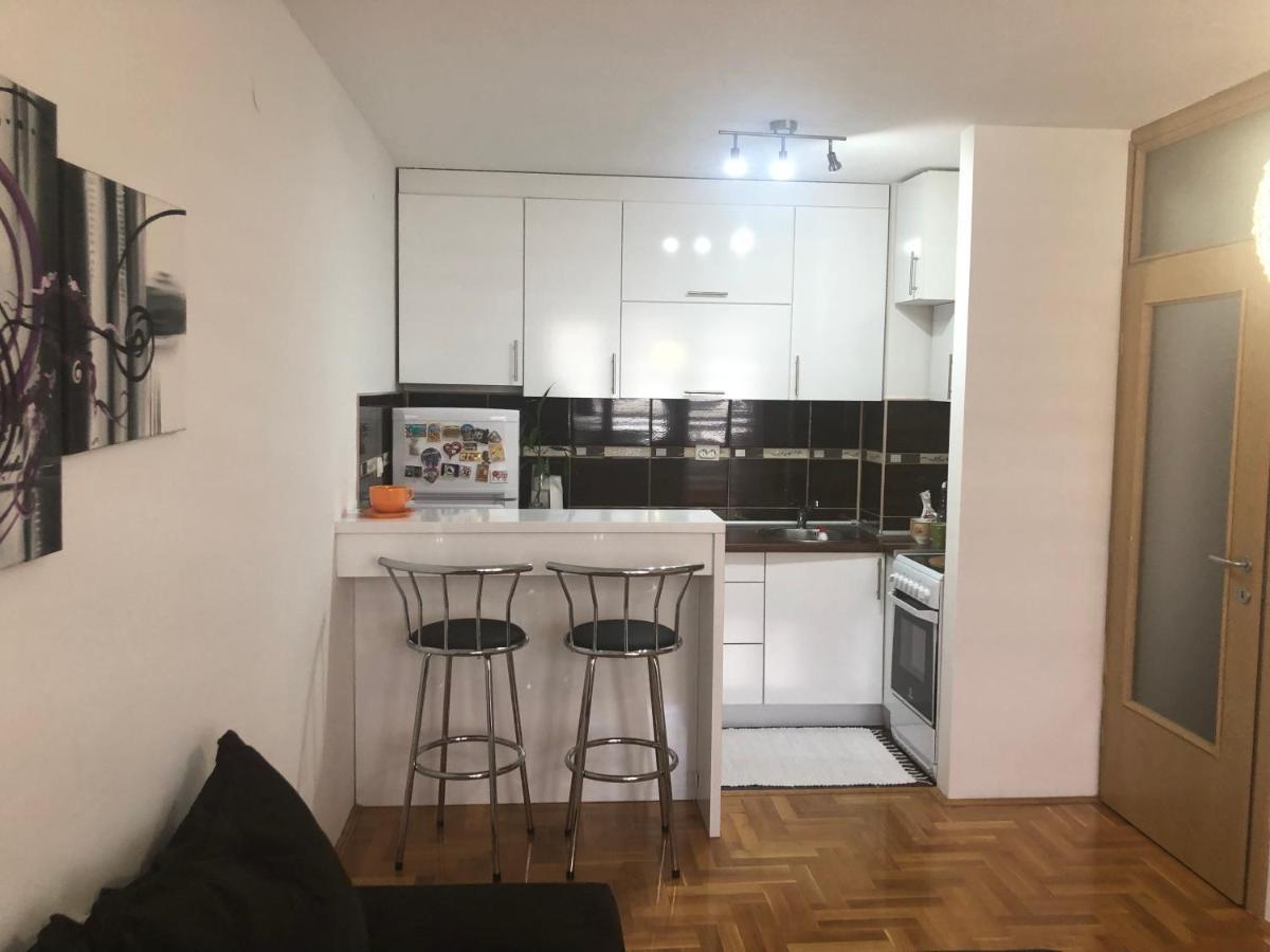 Apartman Dobrinja 1 塞拉耶佛 外观 照片