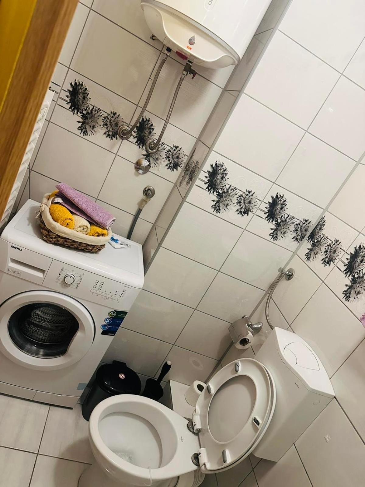 Apartman Dobrinja 1 塞拉耶佛 外观 照片